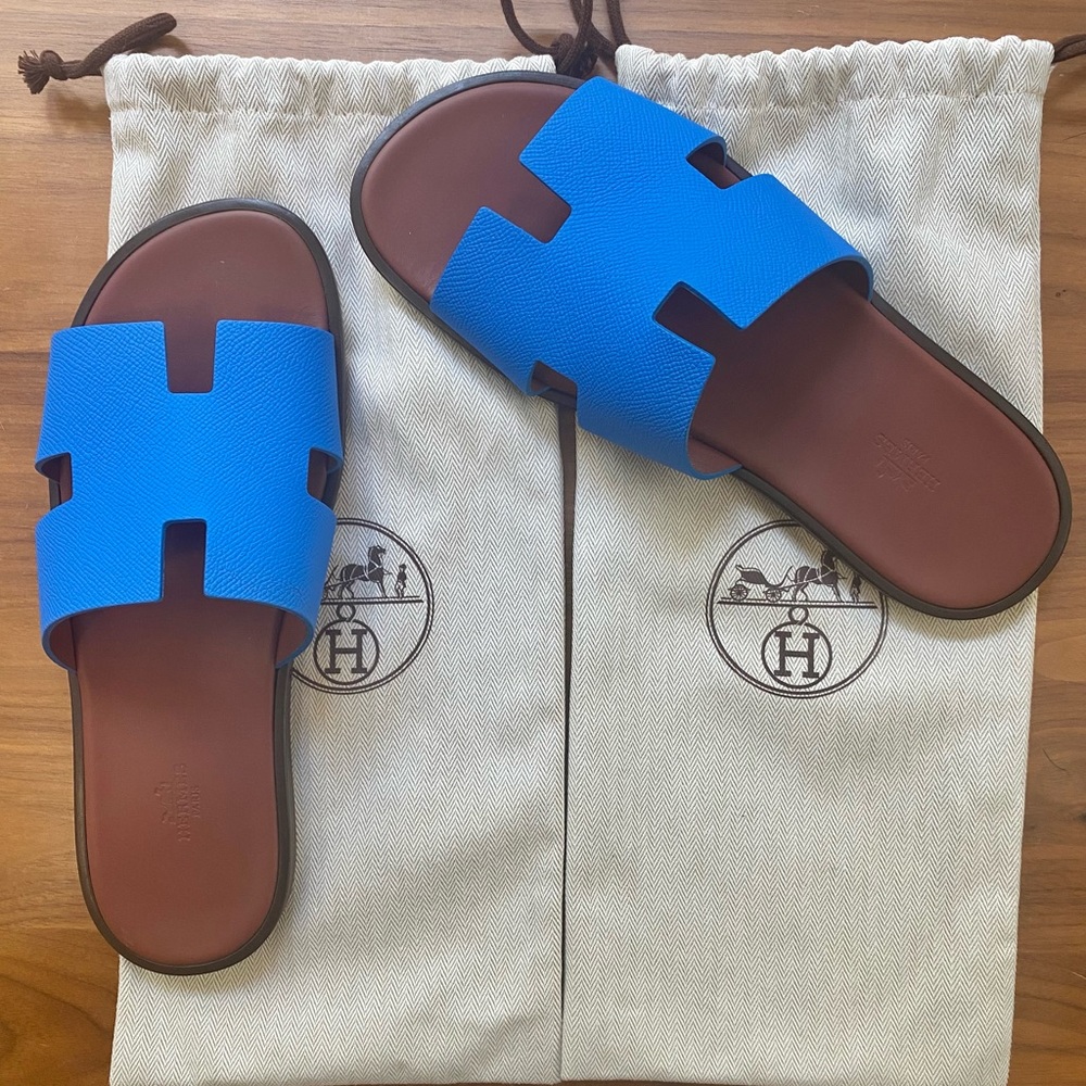 Hermes Men’s Izmir Sandals — Bleu Santorin / Brun Acajou (Blue) — Size 44